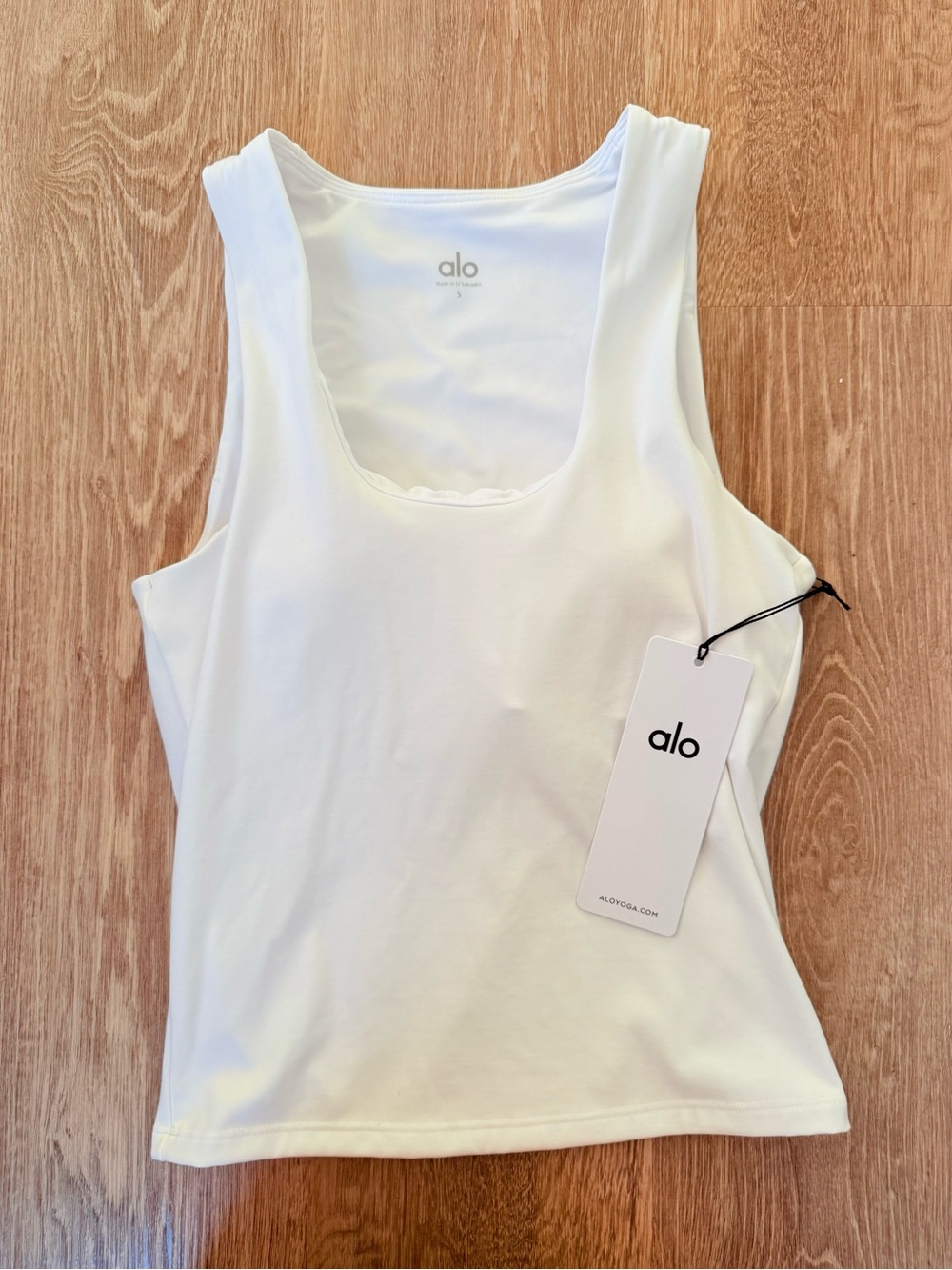 ALO Yoga White Scoop Tank Top - Minimal Athletic Layer